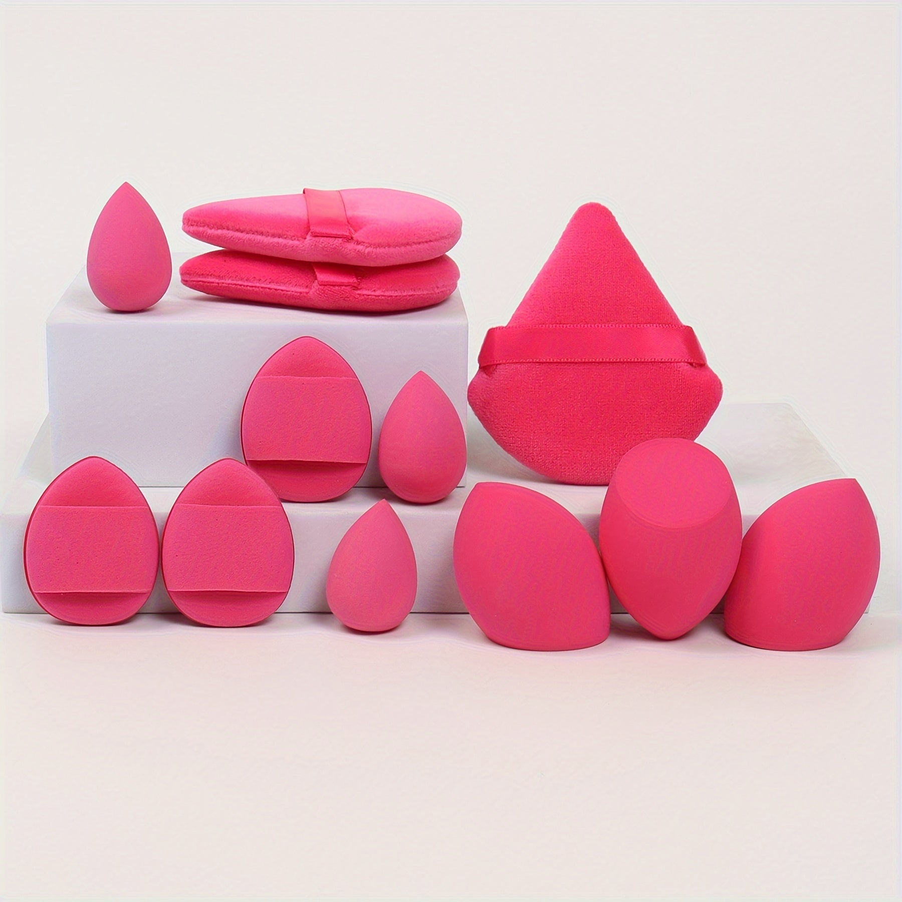 Coffret de 12 Éponges de Maquillage Polyvalentes – 3 Poudriers, 3 Mini Coussinets, 3 Beauty Blenders et 3 Mini Beauty Blenders