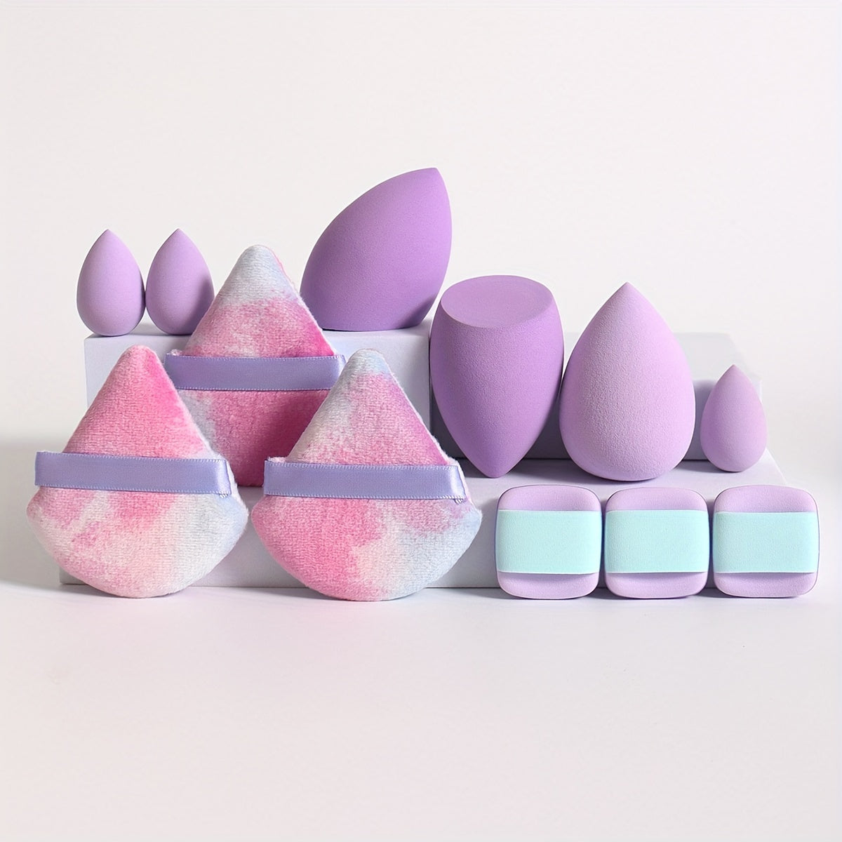Coffret de 12 Éponges de Maquillage Polyvalentes – 3 Poudriers, 3 Mini Coussinets, 3 Beauty Blenders et 3 Mini Beauty Blenders