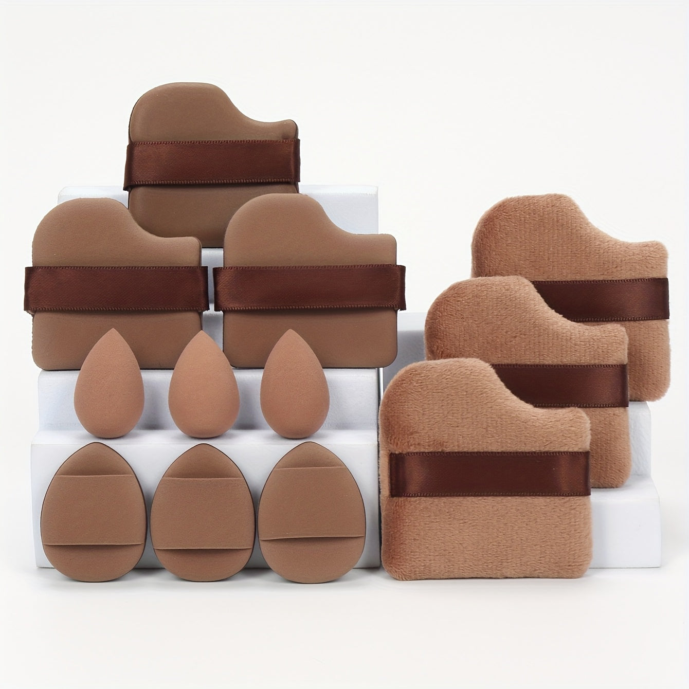 Coffret de 12 Éponges de Maquillage Polyvalentes – 3 Poudriers, 3 Mini Coussinets, 3 Beauty Blenders et 3 Mini Beauty Blenders