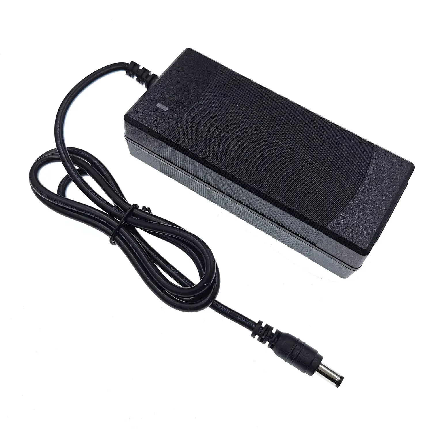Chargeur Batterie 36V 2A – Sortie 42V 2A, Entrée 100-240V AC, Compatible Lithium, Li-ion et Li-Poly pour Batterie 36V 10S