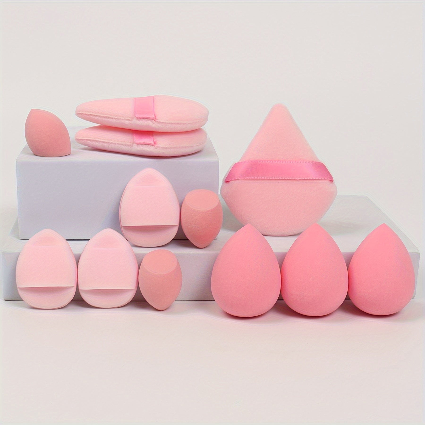 Coffret de 12 Éponges de Maquillage Polyvalentes – 3 Poudriers, 3 Mini Coussinets, 3 Beauty Blenders et 3 Mini Beauty Blenders